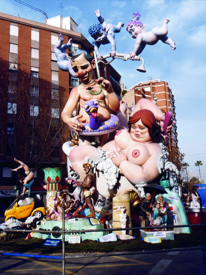 Falla “Lo ve que senta un bany”, 2001